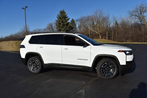 Bright White Clearcoat 2026 Jeep Cherokee Limited