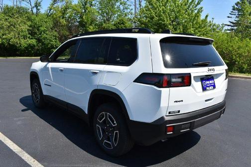 Bright White Clearcoat 2026 Jeep Cherokee Limited