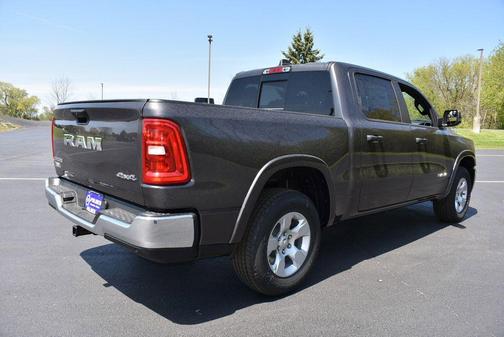 Granite Crystal Metallic Clearcoat 2026 RAM 1500 Big Horn/Lone Star