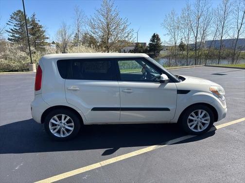 2013 Kia Soul +