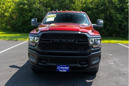 2024 RAM 2500 Tradesman Crew Cab 4x4 8' Box