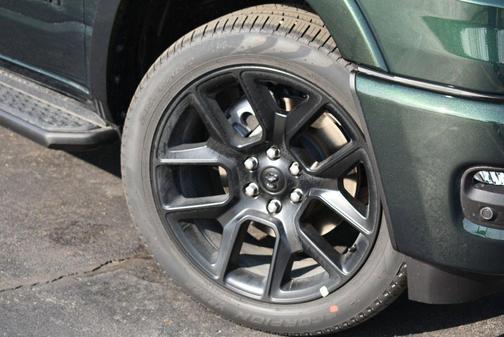 Serrano Green Metallic 2026 RAM 1500 Laramie