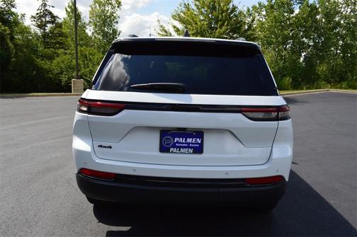 2024 Jeep Grand Cherokee Altitude