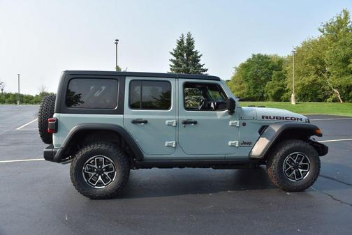 Earl Clearcoat 2026 Jeep Wrangler Rubicon