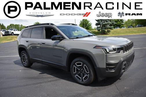 Sting-Gray Clearcoat 2026 Jeep Cherokee Laredo 4x4