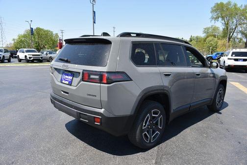Sting-Gray Clearcoat 2026 Jeep Cherokee Laredo 4x4