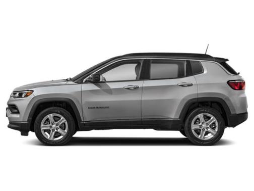 Silver Zynith Metallic Clearcoat 2024 Jeep Compass Limited