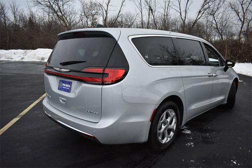 2024 Chrysler Pacifica Limited