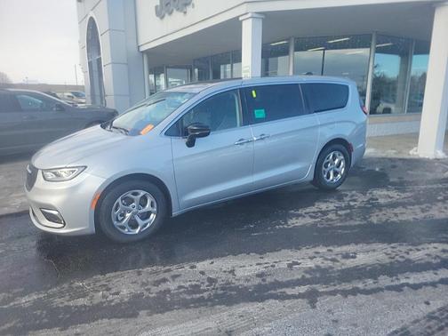 2024 Chrysler Pacifica Limited