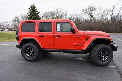 Firecracker Red Clearcoat 2026 Jeep Wrangler Rubicon