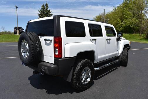 Birch White 2007 Hummer H3 Base