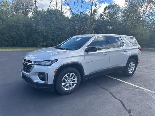 2022 Chevrolet Traverse LS