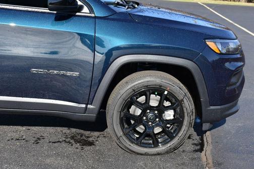 Fathom Blue Pearl Coat 2026 Jeep Compass Latitude