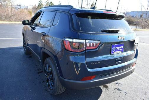 Fathom Blue Pearl Coat 2026 Jeep Compass Latitude