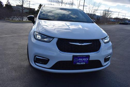 2026 Chrysler Pacifica L