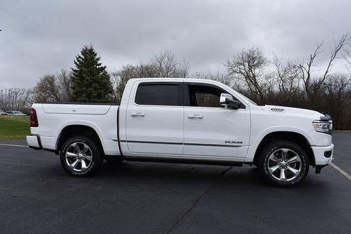 Bright White Clearcoat 2020 RAM 1500 Limited