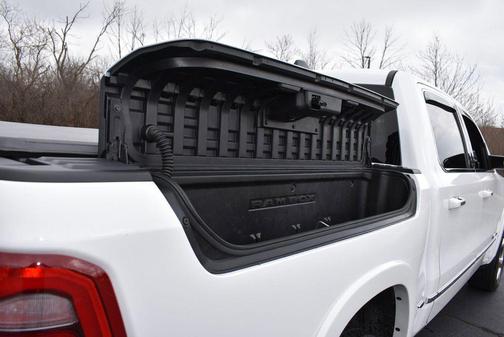 Bright White Clearcoat 2020 RAM 1500 Limited