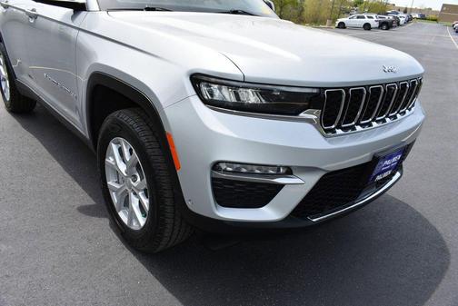 Silver Zynith 2023 Jeep Grand Cherokee Limited