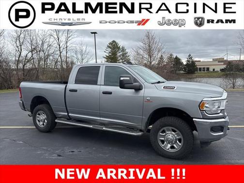 2023 RAM 2500 Tradesman Crew Cab 4x4 6'4' Box