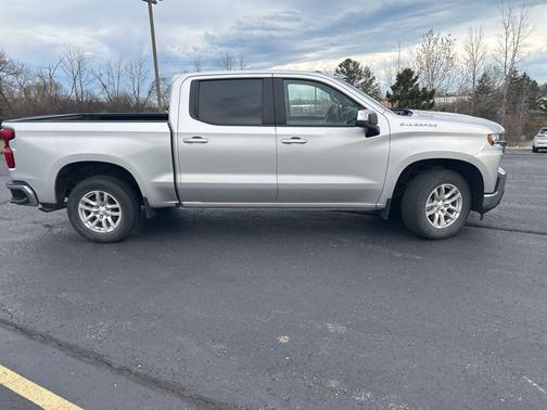 Silver Ice Metallic 2021 Chevrolet Silverado 1500 LT