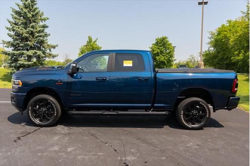 2024 RAM 2500 Laramie Crew Cab 4x4 6'4' Box