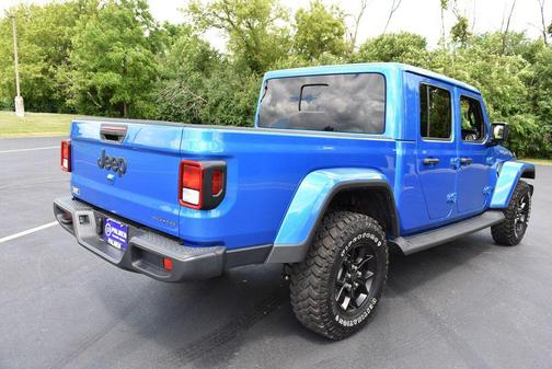 Hydro Blue Pearlcoat 2025 Jeep Gladiator High Tide
