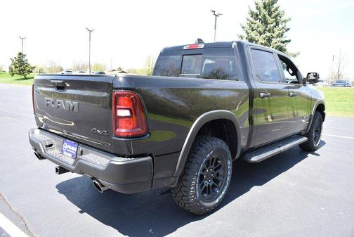 Diamond Black Crystal Pearlcoat 2026 RAM 1500 Rebel