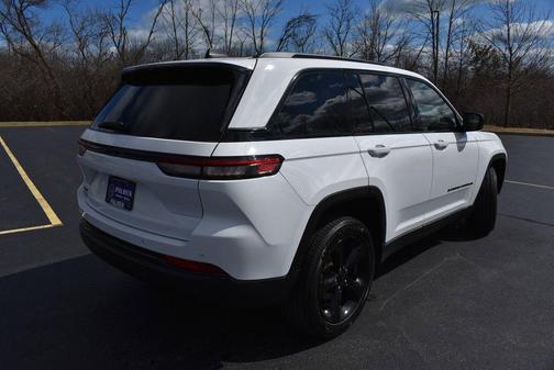 2024 Jeep Grand Cherokee Altitude