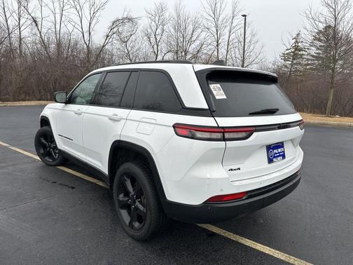 2024 Jeep Grand Cherokee Altitude