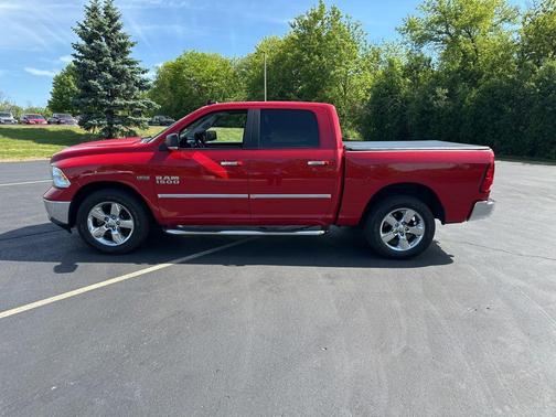Flame Red Clearcoat 2018 RAM 1500 Big Horn
