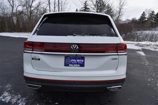 2024 Volkswagen Atlas 2.0T SE