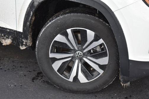 2024 Volkswagen Atlas 2.0T SE