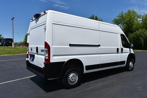 Bright White Clearcoat 2025 RAM ProMaster 2500 Tradesman