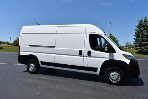 Bright White Clearcoat 2025 RAM ProMaster 2500 Tradesman