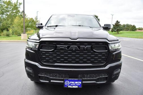 Diamond Black Crystal Pearlcoat 2027 RAM 1500 Big Horn/Lone Star