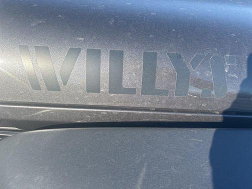 Granite Crystal Metallic Clearcoat 2024 Jeep Wrangler Willys