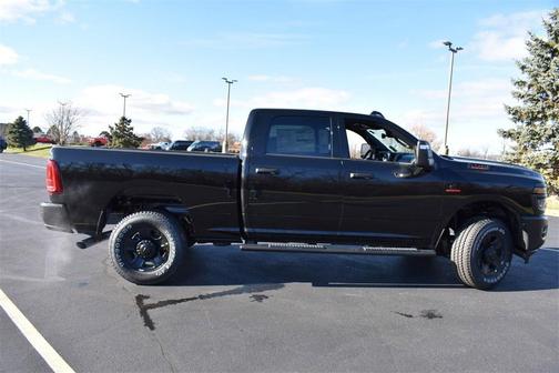 2026 RAM 2500 Tradesman Crew Cab 4x4 6'4' Box