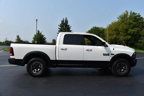 Bright White Clearcoat 2016 RAM 1500 Rebel