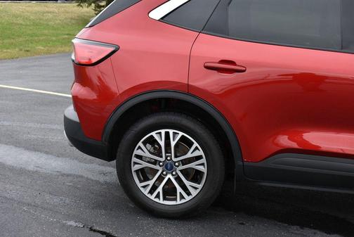 Rapid Red Metallic Tinted Clearcoat 2021 Ford Escape SEL