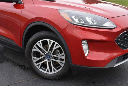 Rapid Red Metallic Tinted Clearcoat 2021 Ford Escape SEL