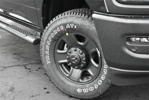 2026 RAM 3500 Tradesman Crew Cab 4x4 6'4' Box