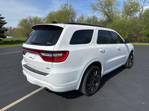 White Knuckle Clearcoat 2023 Dodge Durango GT Premium AWD