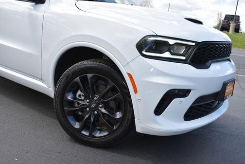 White Knuckle Clearcoat 2023 Dodge Durango GT Premium AWD