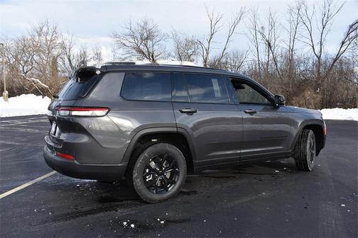 2025 Jeep Grand Cherokee L Altitude