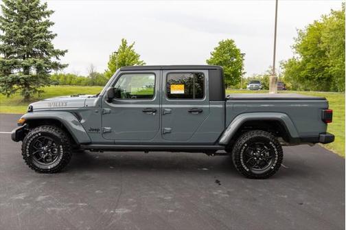 2024 Jeep Gladiator Willys