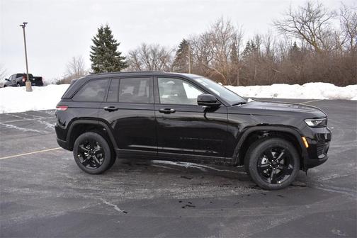 2025 Jeep Grand Cherokee Altitude