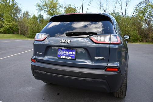 Blue Shade Pearlcoat 2019 Jeep Cherokee Latitude Plus