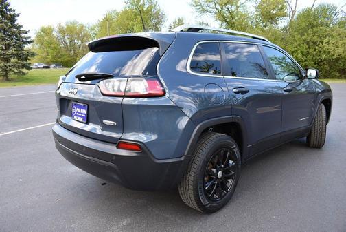 Blue Shade Pearlcoat 2019 Jeep Cherokee Latitude Plus
