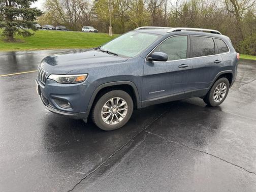 Blue Shade Pearlcoat 2019 Jeep Cherokee Latitude Plus
