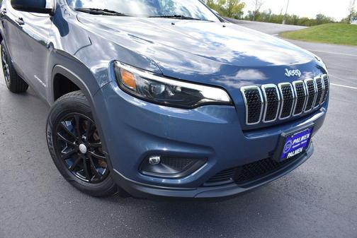 Blue Shade Pearlcoat 2019 Jeep Cherokee Latitude Plus